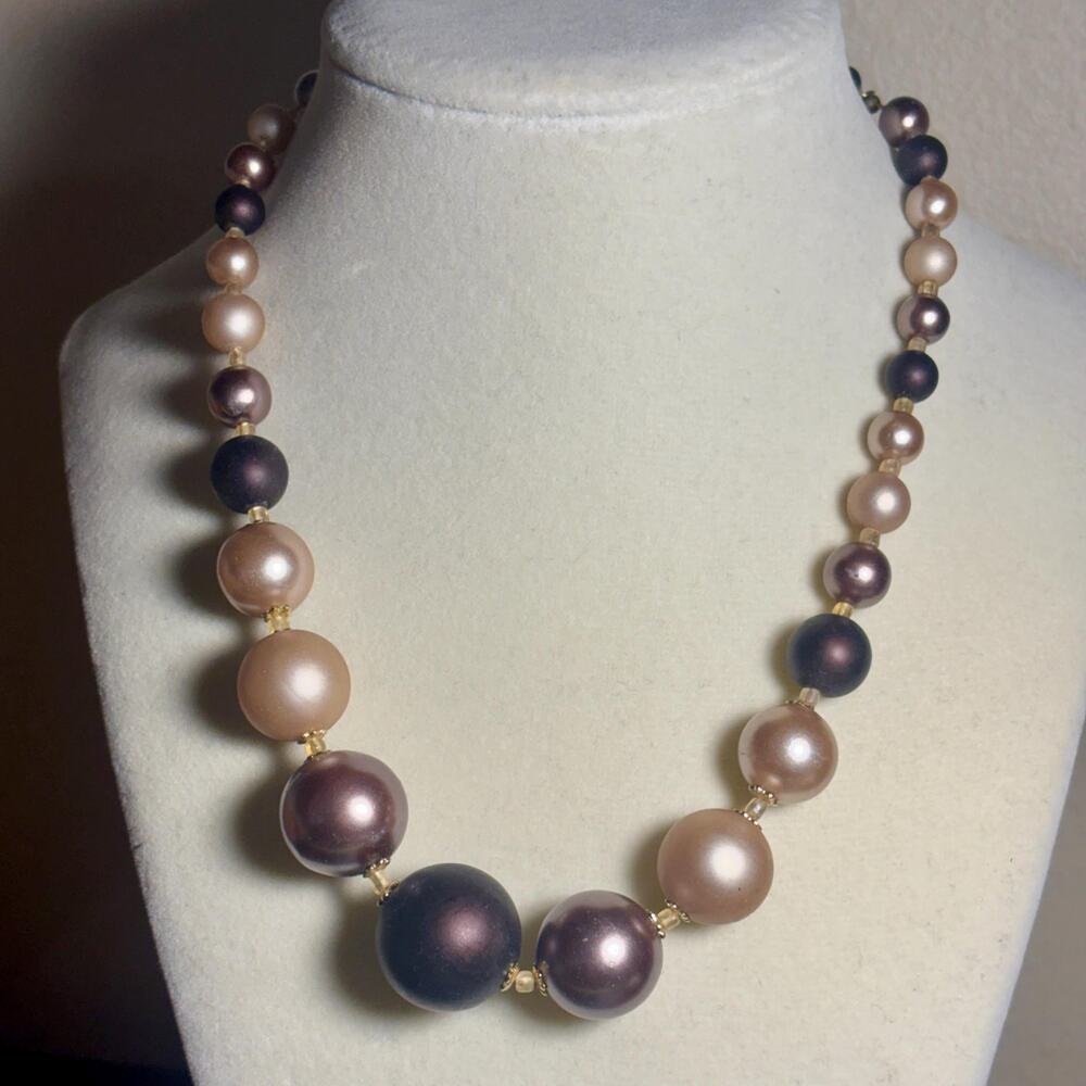 Faux Pearl Beaded Necklace Graduated Bead Necklace, 1990s